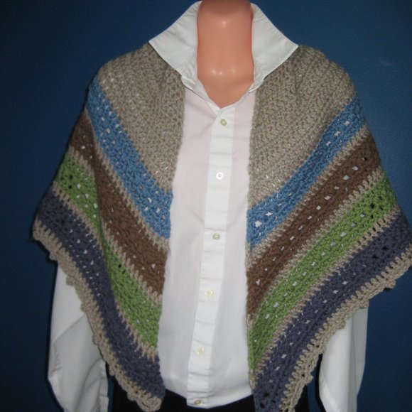 Hand Knit Triangle Shawl / Tan, Green, Blue & Brown - Large shoulder wrap - NEW - Picture 4 of 7